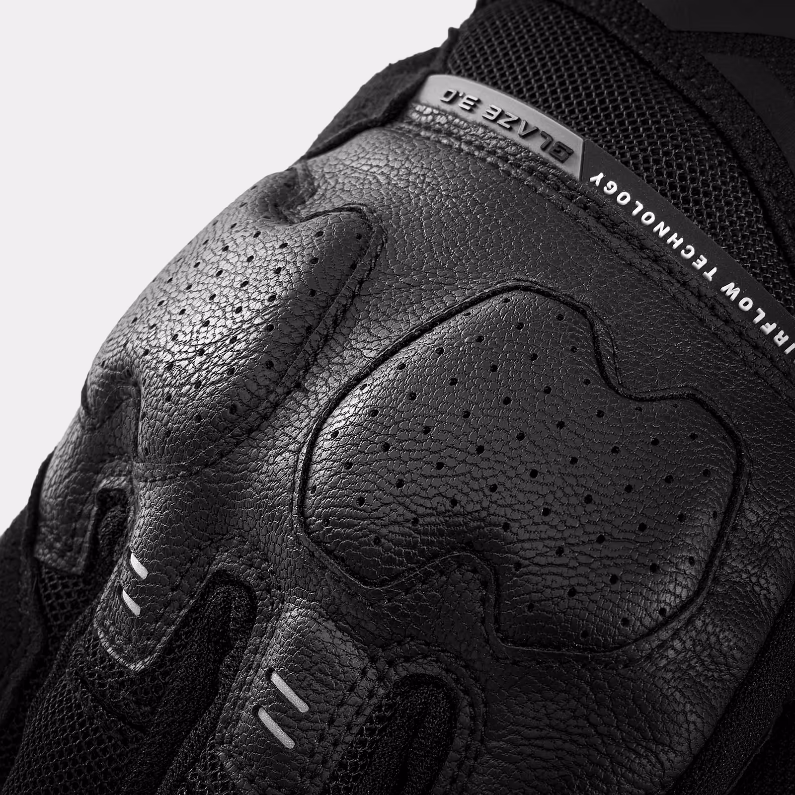 012_SHIMA_BLAZE 30_GLV_MEN_BLACK