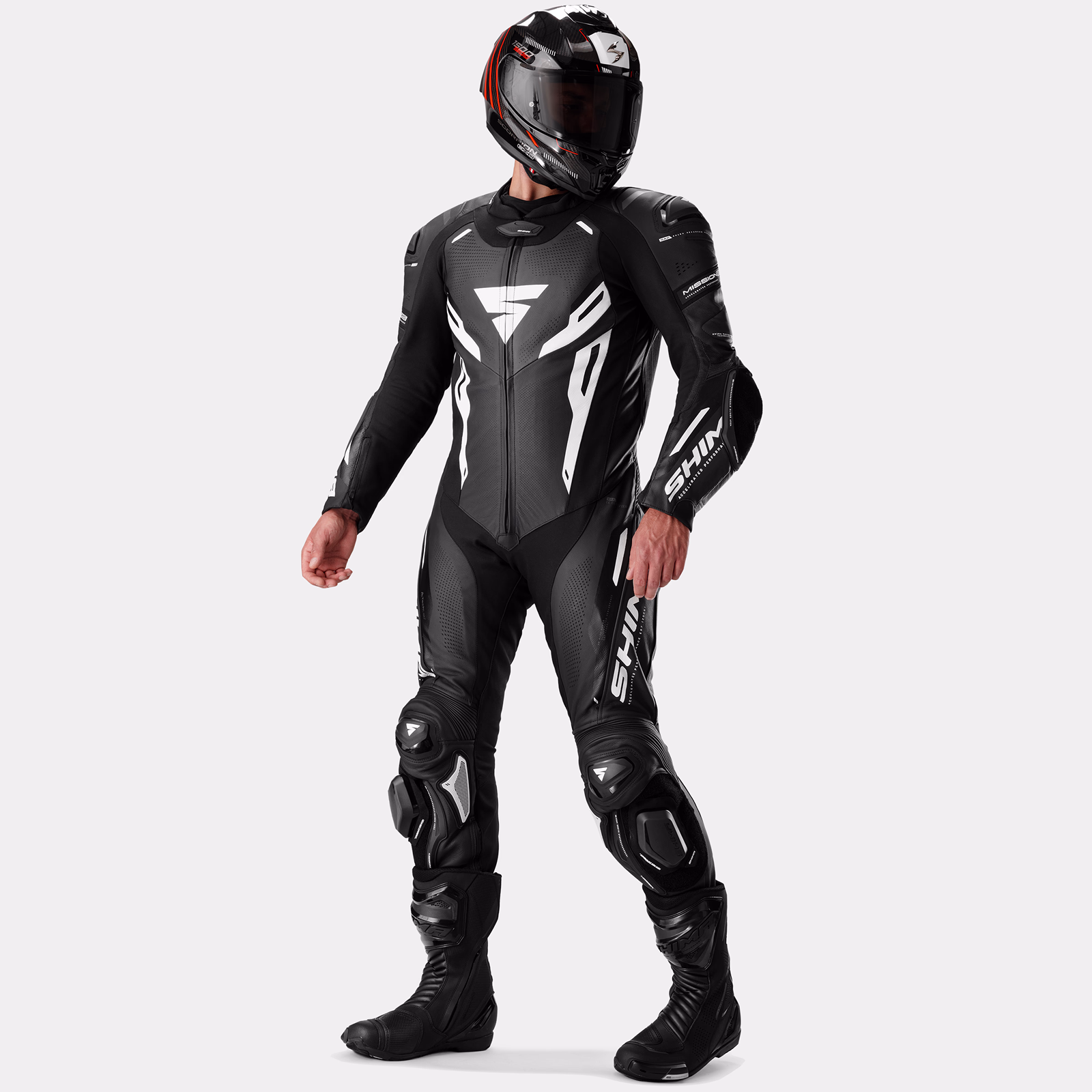 01_SHIMA_MISSION RS_SUIT_MEN_BLACK WHITE
