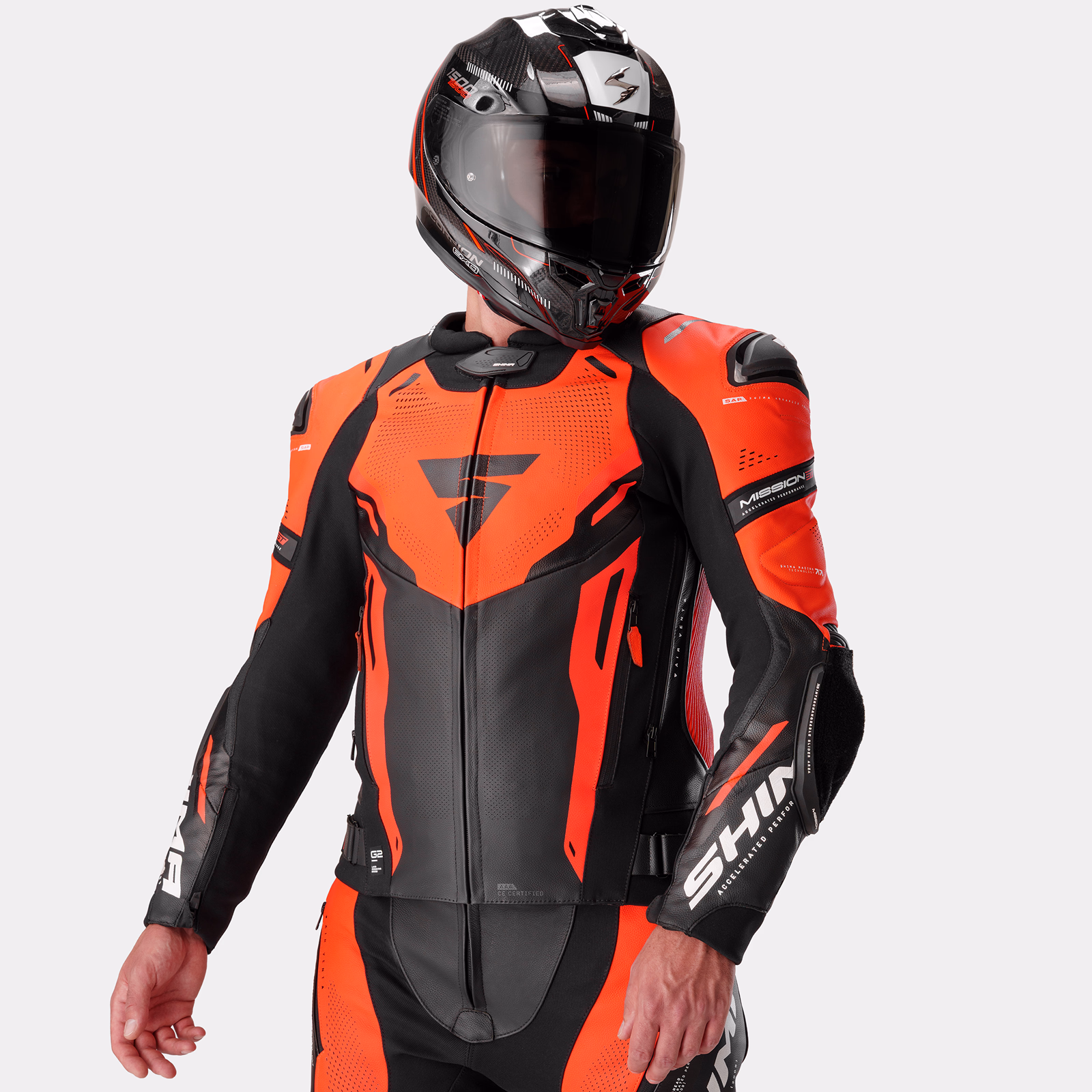 01_SHIMA_MISSION ST_MEN_SUIT_RED FLUO