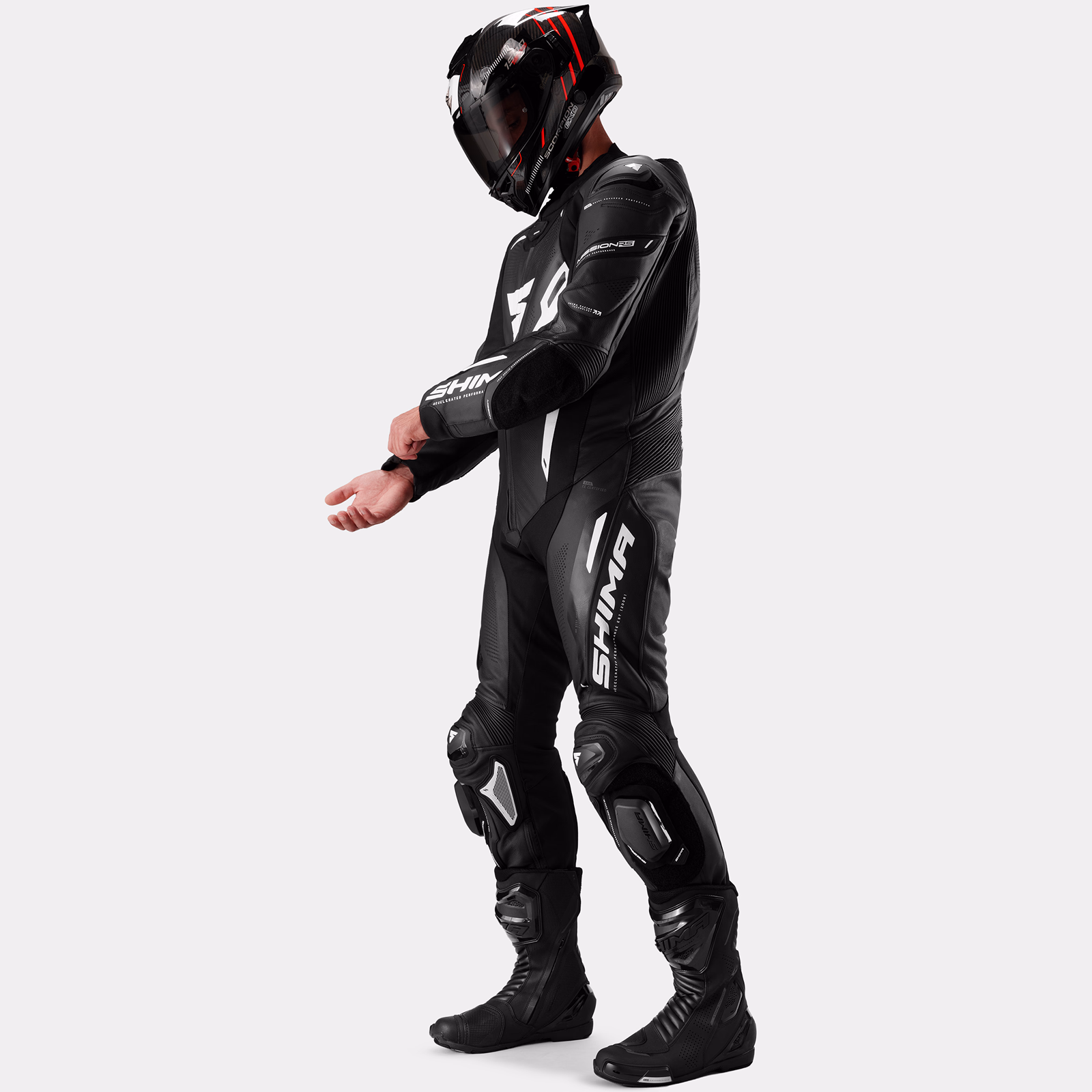 04_SHIMA_MISSION RS_SUIT_MEN_BLACK WHITE