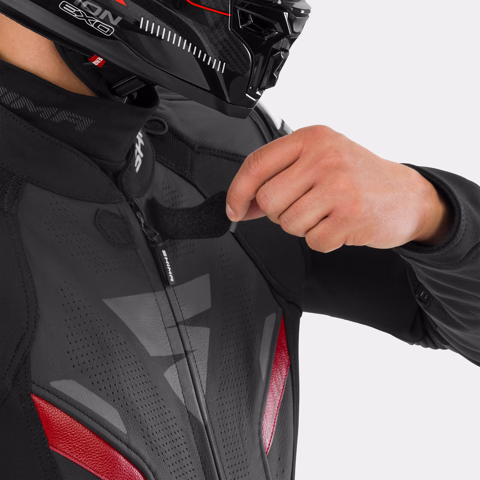 05_SHIMA_HYPER RS_SUIT_MEN_BLACK RED_2500x2500