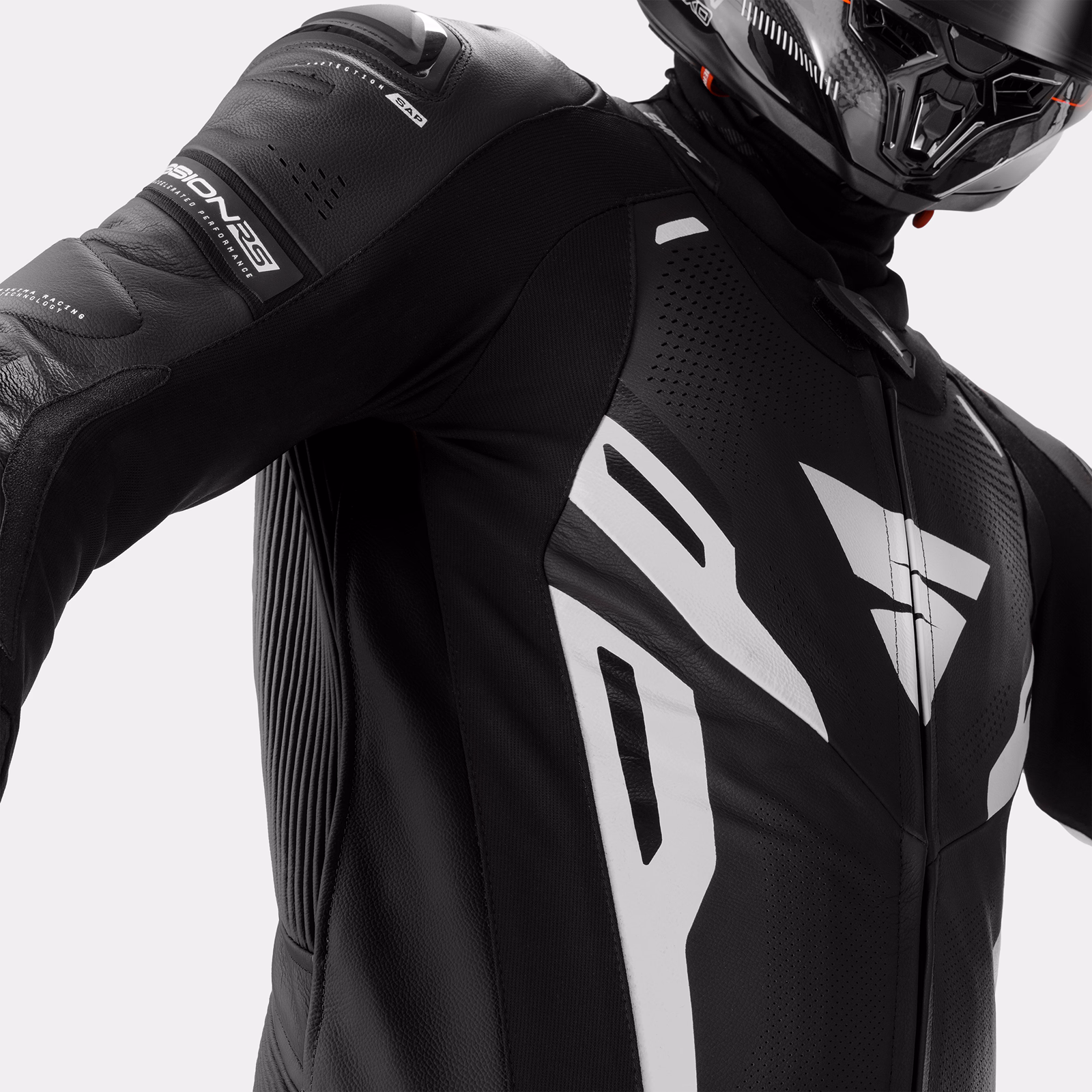 05_SHIMA_MISSION RS_SUIT_MEN_BLACK WHITE