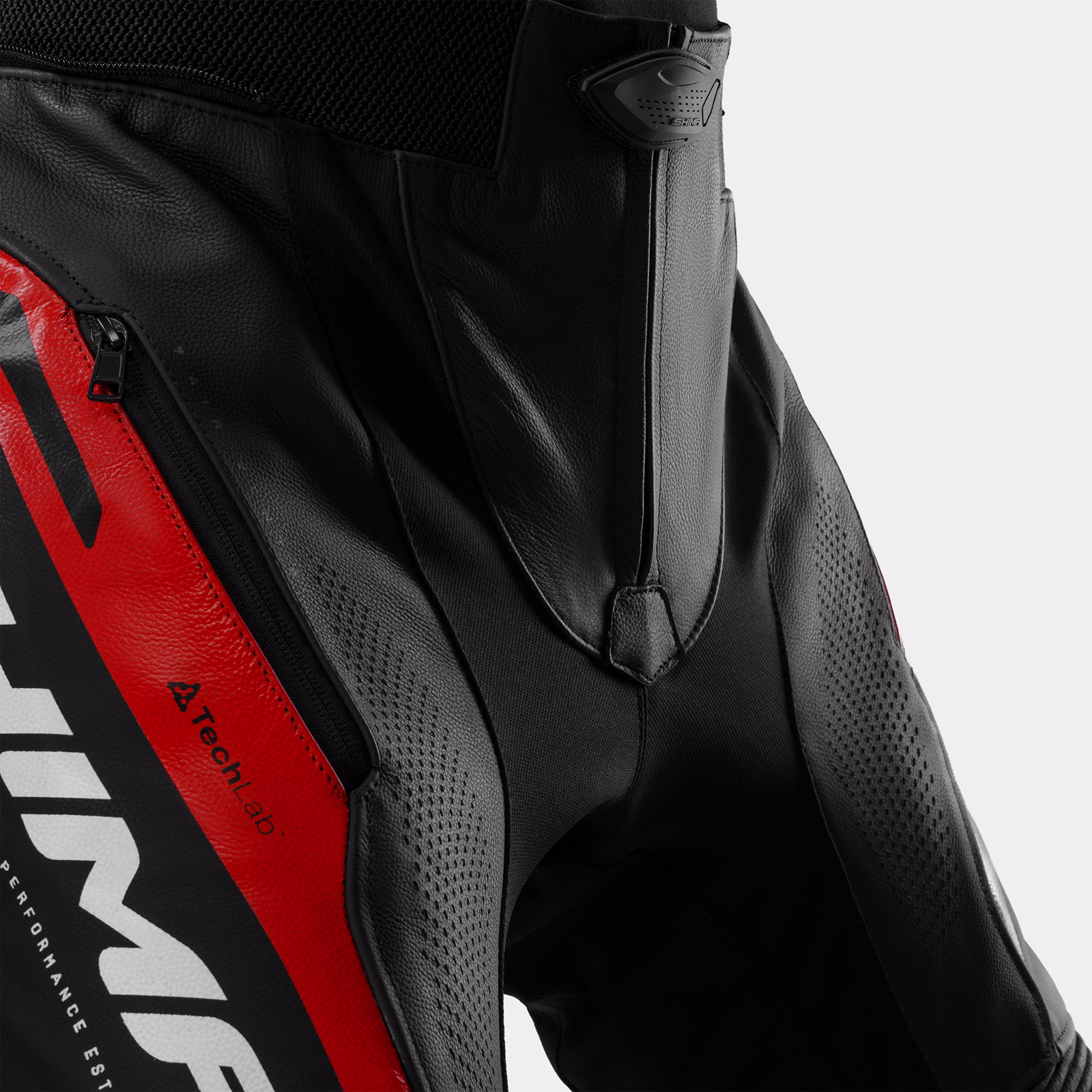 05_SHIMA_MISSION ST_MEN_PNT_BLACK RED