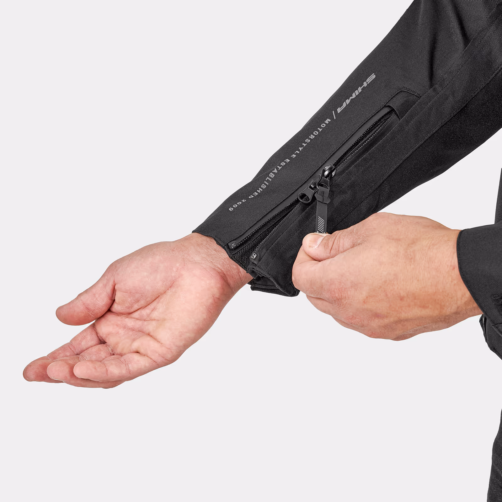 06_SHIMA_DRIFT+ _JKT_MEN_BLACK_2500x2500