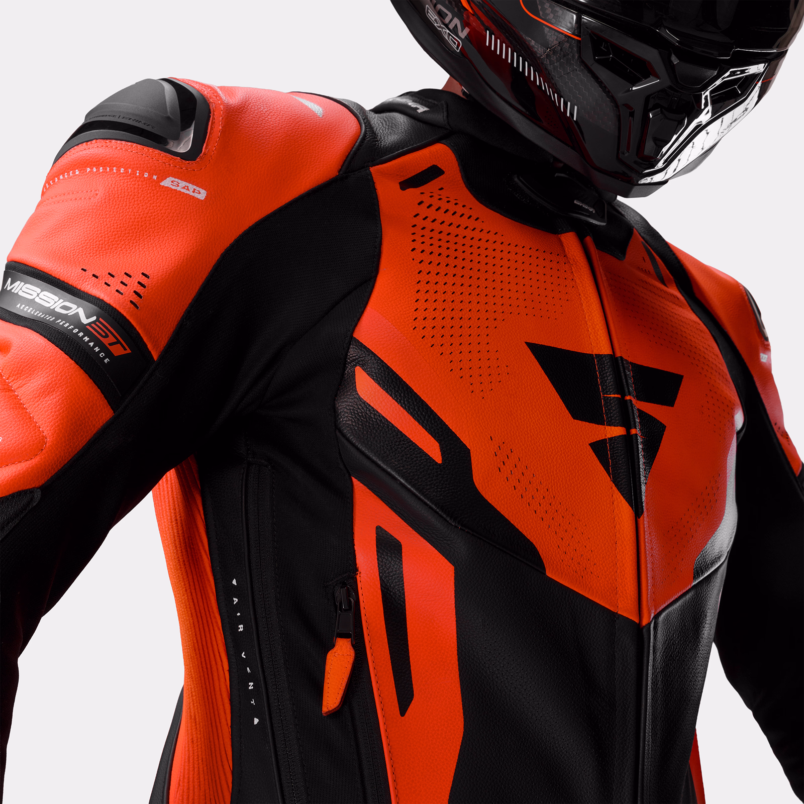 06_SHIMA_MISSION ST_MEN_SUIT_RED FLUO