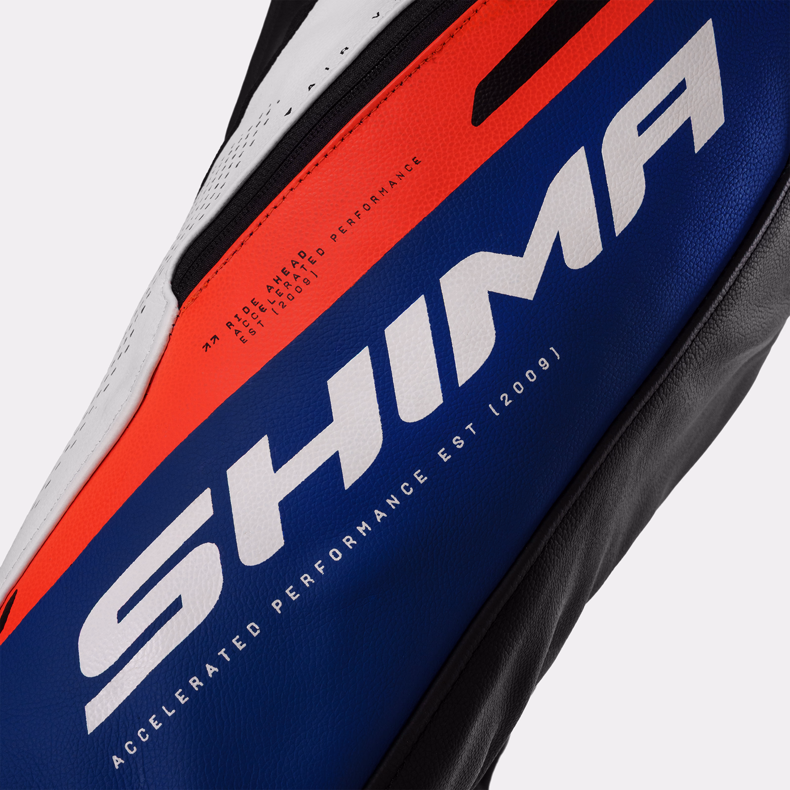 07_SHIMA_MISSION ST_MEN_PNT_BLUE RED WHITE