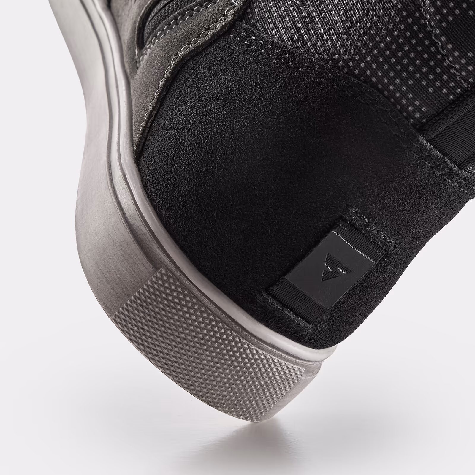 09_SHIMA_REBEL 2_VENTED_BOOTS_LADY_GREY_2500x2500