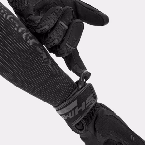 10_SHIMA_STREAM_BLACK_MEN_GLV_2500x2500