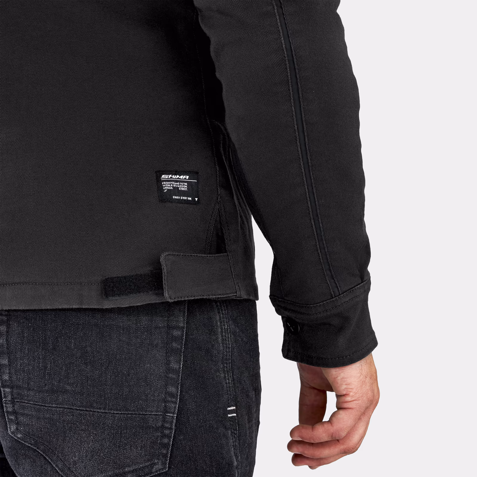 15_SHIMA_GIRO_JKT_MEN_BLACK_2500x2500