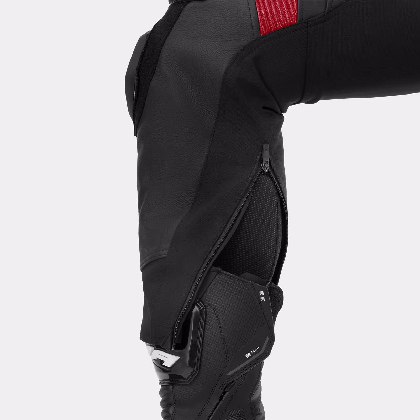 17_SHIMA_HYPER RS_SUIT_MEN_BLACK RED_2500x2500