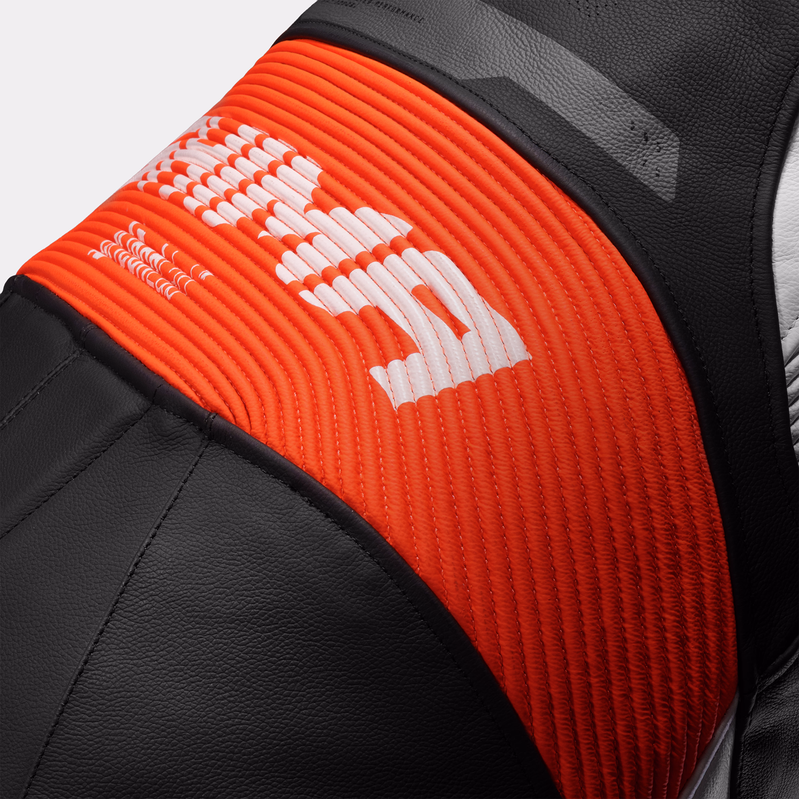 19_SHIMA_MISSION RS_SUIT_MEN_BLUE WHITE RED