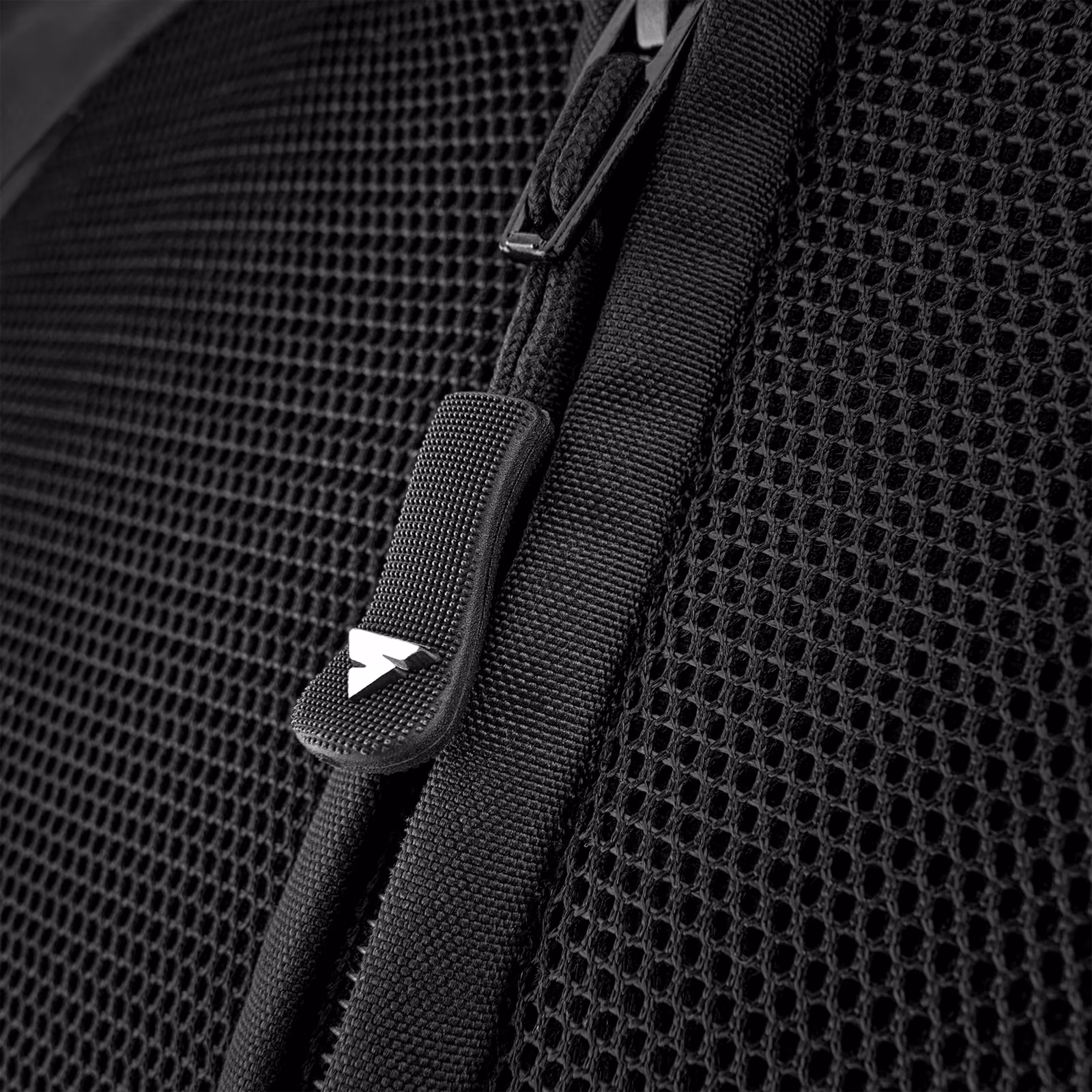 19__SHIMA_MESHPRO 2.0_JKT_MEN_BLACK