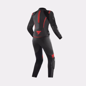 ACCESSORIES_SHIMA_MIURA_blackred_suit_back_1600px