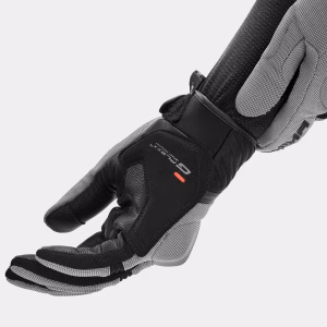 SHIMA_SONIC_GLV_GREY_LOOKBOOK_03