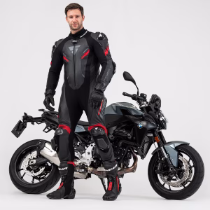 shima_HyperRS_Black_Red_1500x1500_12_Motorcycle_Suit