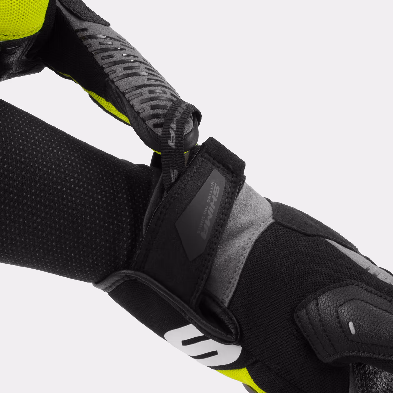 14_SHIMA_BLAZE 3_GLV_MEN_FLUO_2500x2500