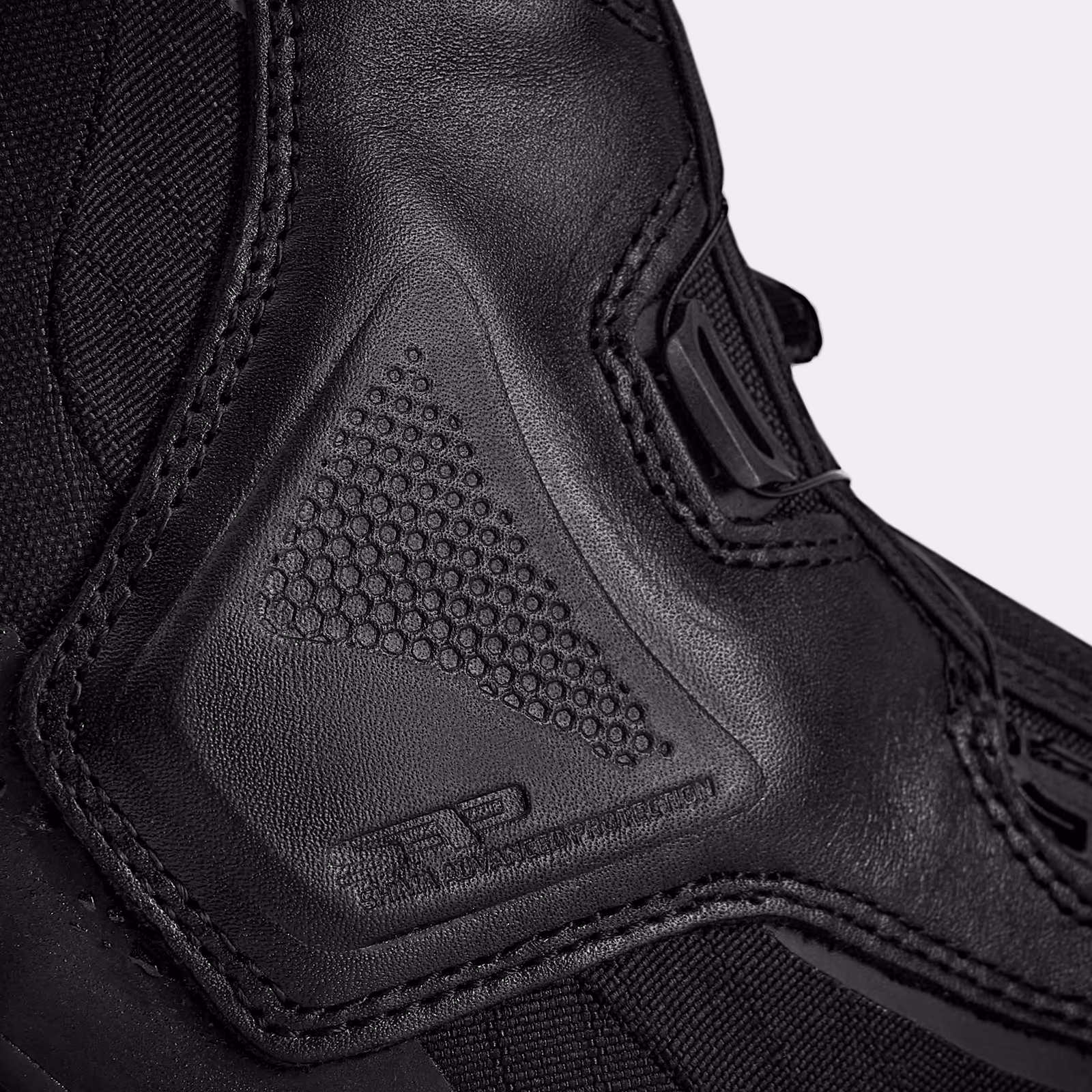 15_SHIMA_STRATO_WP_BOOTS_MEN_BLACK_2500x2500