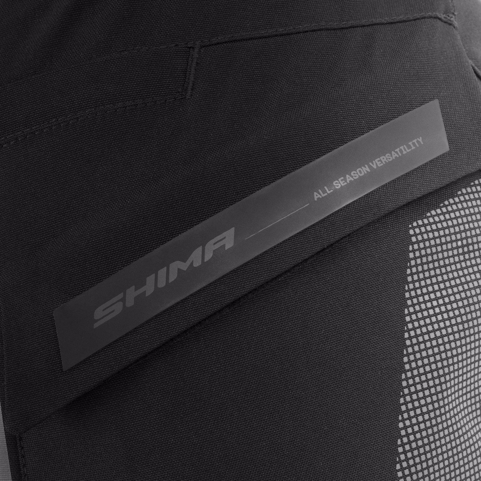 18_SHIMA_HERO 3 G2 PNT_MEN_BLACK