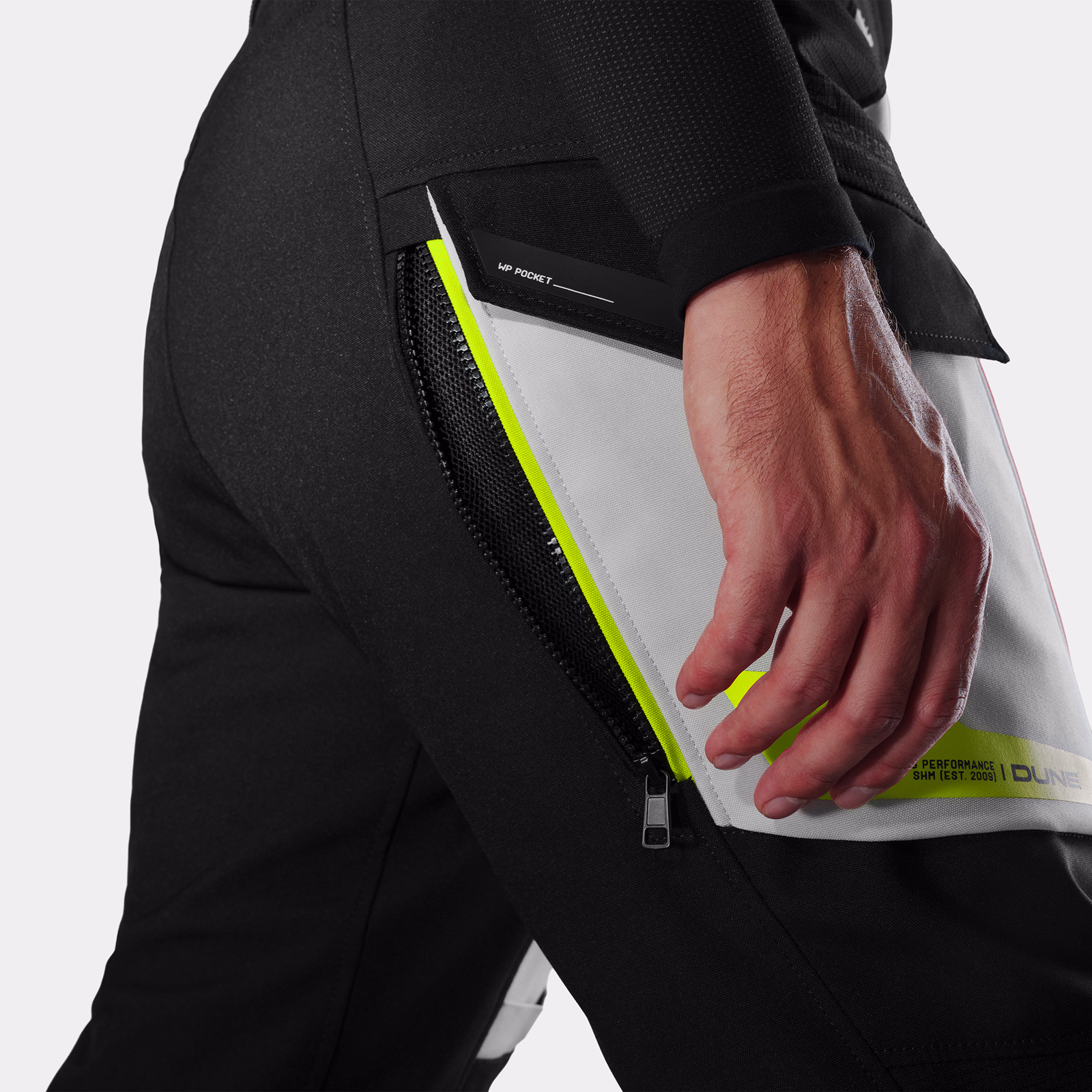 09_SHIMA_DUNE G2_MEN_PNT_FLUO